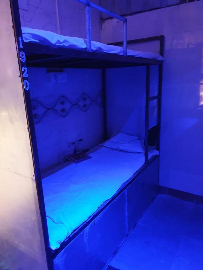 Saikrupa Dormitory Thána Kültér fotó